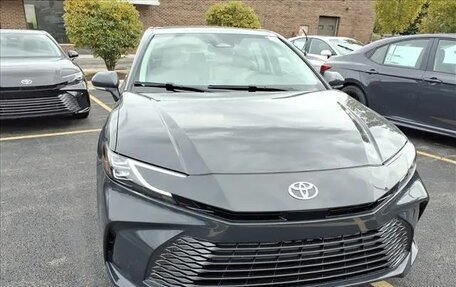 Toyota Camry, 2025 год, 6 140 000 рублей, 2 фотография