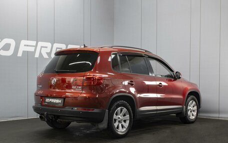 Volkswagen Tiguan I, 2012 год, 1 080 000 рублей, 2 фотография