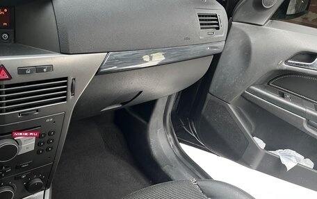 Opel Astra H, 2004 год, 250 000 рублей, 6 фотография