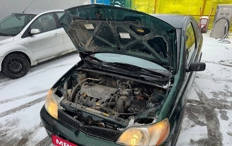 Toyota Echo, 2001 год, 169 000 рублей, 13 фотография