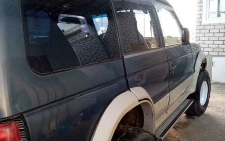 Mitsubishi Pajero III рестайлинг, 1992 год, 550 000 рублей, 4 фотография