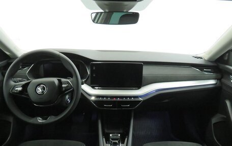 Skoda Octavia IV, 2021 год, 2 400 000 рублей, 13 фотография