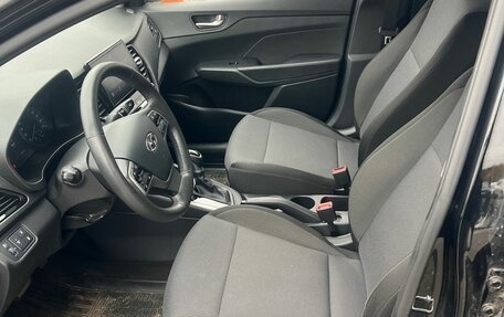 Hyundai Solaris II рестайлинг, 2022 год, 1 935 000 рублей, 5 фотография