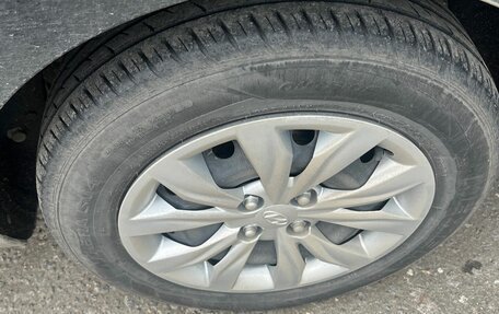 Hyundai Solaris II рестайлинг, 2022 год, 1 935 000 рублей, 8 фотография