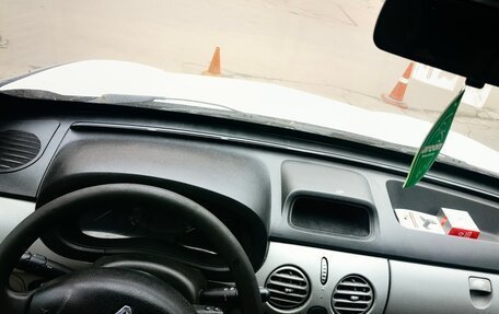 Renault Kangoo II рестайлинг, 2007 год, 250 000 рублей, 11 фотография