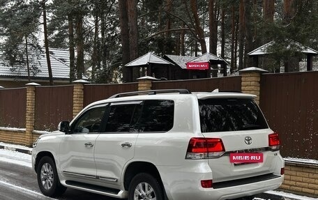 Toyota Land Cruiser 200, 2020 год, 8 290 000 рублей, 5 фотография