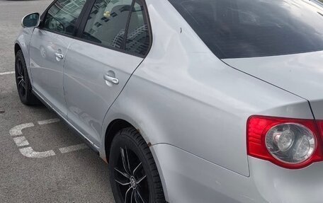 Volkswagen Jetta VI, 2009 год, 770 000 рублей, 3 фотография