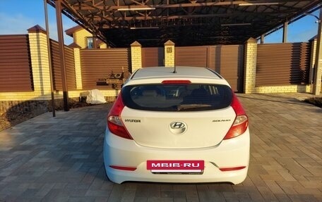 Hyundai Solaris II рестайлинг, 2014 год, 800 000 рублей, 2 фотография