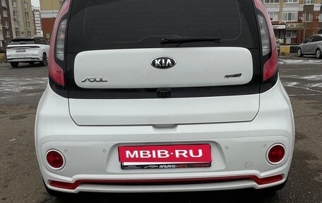 KIA Soul II рестайлинг, 2018 год, 1 390 000 рублей, 13 фотография