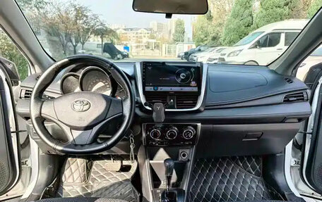 Toyota Yaris XP150 рестайлинг, 2022 год, 1 310 998 рублей, 4 фотография