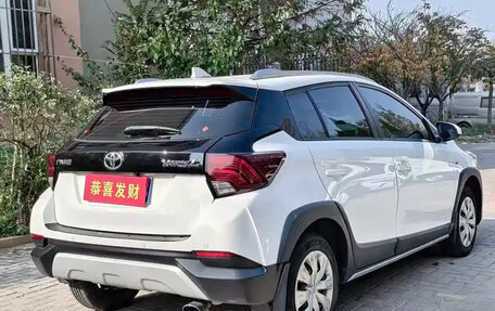 Toyota Yaris XP150 рестайлинг, 2022 год, 1 310 998 рублей, 2 фотография