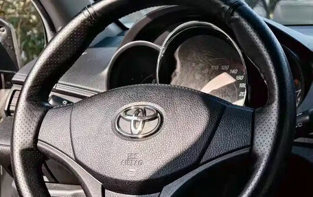 Toyota Yaris XP150 рестайлинг, 2022 год, 1 310 998 рублей, 3 фотография