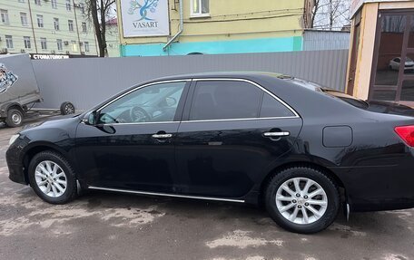 Toyota Camry, 2013 год, 1 670 000 рублей, 2 фотография