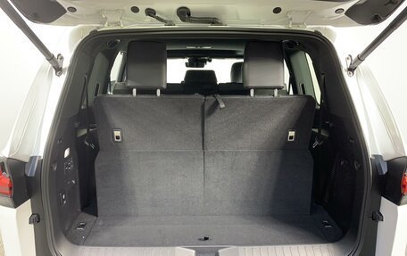 Lexus LX, 2024 год, 23 650 000 рублей, 9 фотография