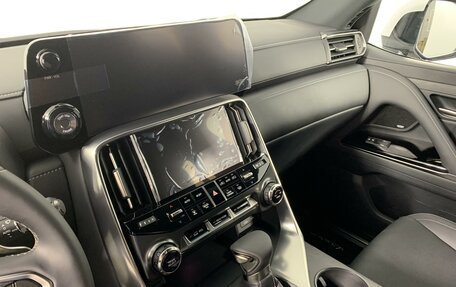 Lexus LX, 2024 год, 23 650 000 рублей, 19 фотография