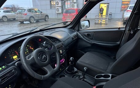 Chevrolet Niva I рестайлинг, 2012 год, 257 000 рублей, 8 фотография