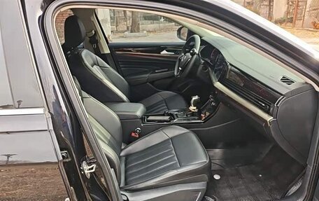 Volkswagen Passat B8 рестайлинг, 2021 год, 1 950 000 рублей, 14 фотография