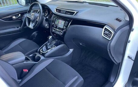 Nissan Qashqai, 2022 год, 1 880 000 рублей, 8 фотография