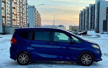 Honda Freed II, 2017 год, 1 750 000 рублей, 7 фотография