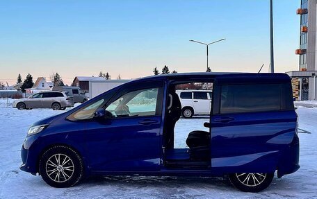 Honda Freed II, 2017 год, 1 750 000 рублей, 8 фотография