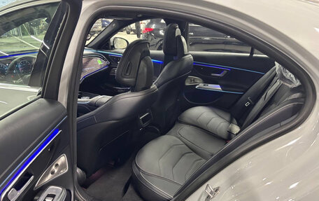 Mercedes-Benz E-Класс, 2025 год, 9 990 000 рублей, 10 фотография