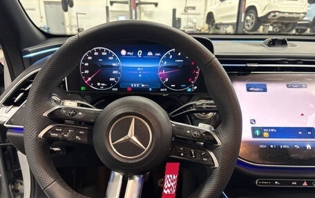 Mercedes-Benz E-Класс, 2025 год, 9 990 000 рублей, 6 фотография