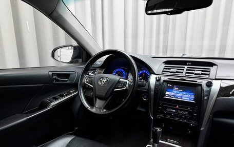 Toyota Camry, 2017 год, 2 389 000 рублей, 7 фотография