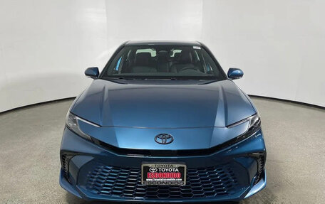 Toyota Camry, 2025 год, 6 155 000 рублей, 2 фотография