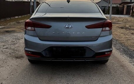 Hyundai Elantra VI рестайлинг, 2019 год, 1 550 000 рублей, 5 фотография