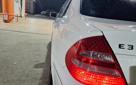 Mercedes-Benz E-Класс, 2002 год, 1 250 000 рублей, 1 фотография