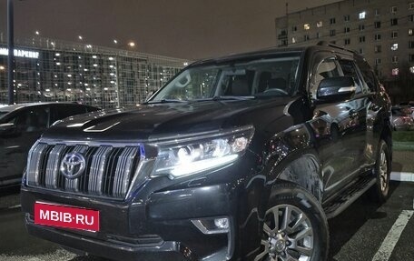Toyota Land Cruiser Prado 150 рестайлинг 2, 2021 год, 6 890 000 рублей, 1 фотография