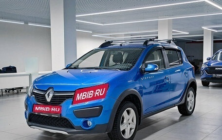 Renault Sandero II рестайлинг, 2017 год, 819 000 рублей, 1 фотография