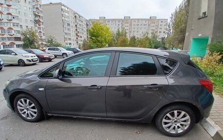 Opel Astra J, 2012 год, 550 000 рублей, 3 фотография