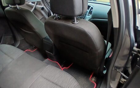 Opel Astra J, 2012 год, 550 000 рублей, 7 фотография