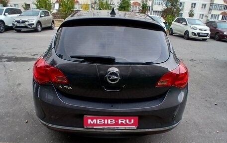 Opel Astra J, 2012 год, 550 000 рублей, 2 фотография
