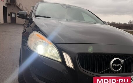Volvo S60 III, 2011 год, 850 000 рублей, 3 фотография