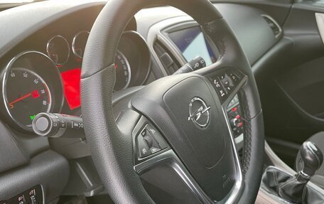 Opel Astra J, 2010 год, 559 000 рублей, 10 фотография