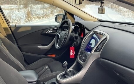 Opel Astra J, 2010 год, 559 000 рублей, 12 фотография