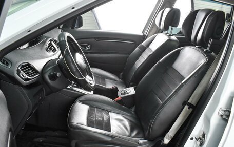 Renault Scenic III, 2015 год, 1 169 000 рублей, 10 фотография