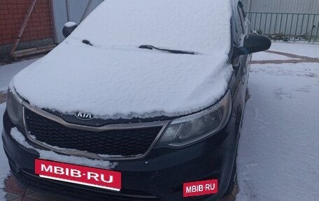 KIA Rio III рестайлинг, 2015 год, 420 000 рублей, 2 фотография