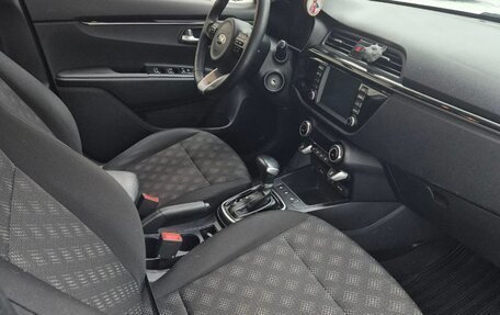 KIA Rio IV, 2018 год, 1 400 000 рублей, 8 фотография