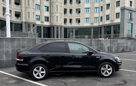 Volkswagen Polo VI (EU Market), 2018 год, 1 000 000 рублей, 4 фотография