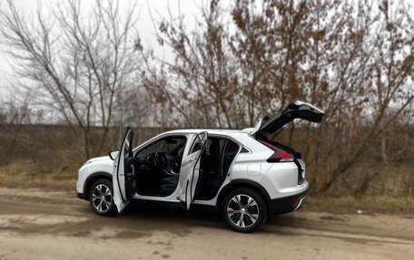 Mitsubishi Eclipse Cross, 2021 год, 2 650 000 рублей, 2 фотография