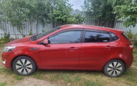 KIA Rio III рестайлинг, 2013 год, 1 050 000 рублей, 2 фотография