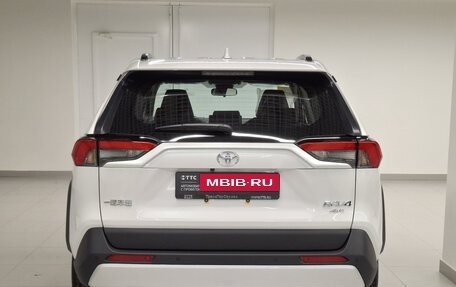 Toyota RAV4, 2025 год, 4 220 000 рублей, 10 фотография