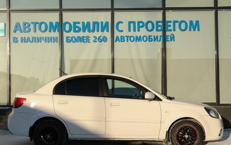 KIA Rio II, 2011 год, 650 000 рублей, 6 фотография