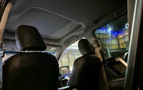 Toyota Land Cruiser Prado 150 рестайлинг 2, 2021 год, 6 890 000 рублей, 8 фотография