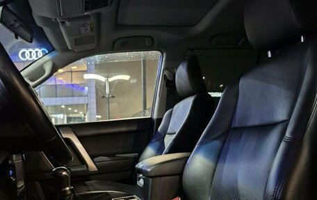 Toyota Land Cruiser Prado 150 рестайлинг 2, 2021 год, 6 890 000 рублей, 6 фотография