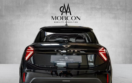 MINI Hatch, 2025 год, 4 600 000 рублей, 5 фотография