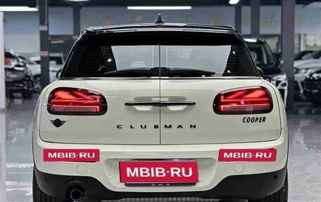 MINI Clubman, 2022 год, 2 747 400 рублей, 9 фотография